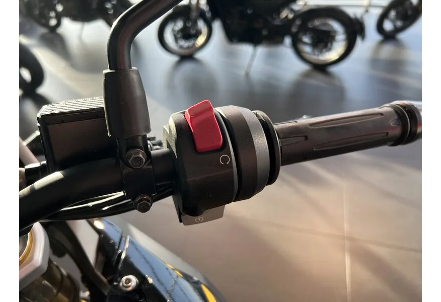 BMW Motorrad G 310 GS G 310 GS 313 см³ (34) 313 Черный в АВИЛОН. Слайд №10