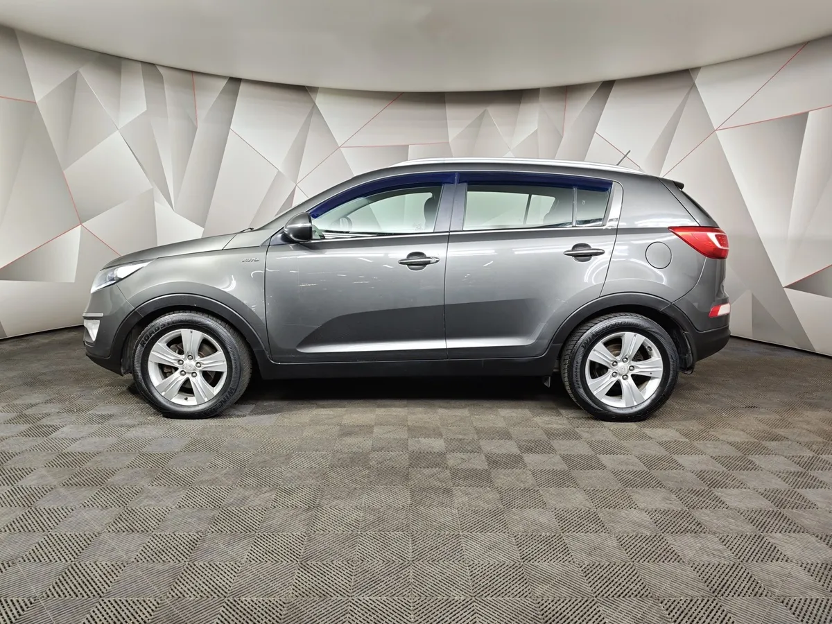 Kia Sportage 2.0 TD AT 4WD (136 л.с.) Серый в АВИЛОН. Слайд №5