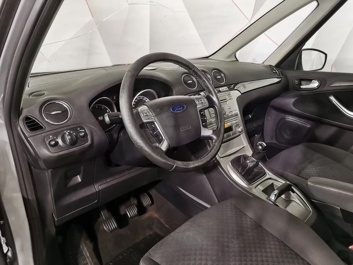 Ford Galaxy 2.0 MT (145 л.с.) Серый в АВИЛОН. Слайд №16