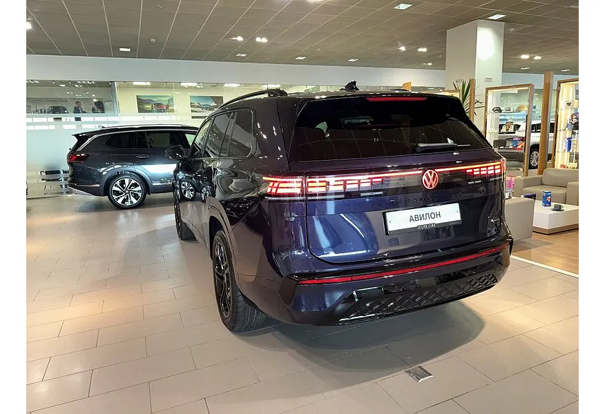 АВИЛОН - Volkswagen Teramont PRO 2.0 TSI 7DSG 4Motion (272 л.с.) Summit Edition Фиолетовый - slide 4