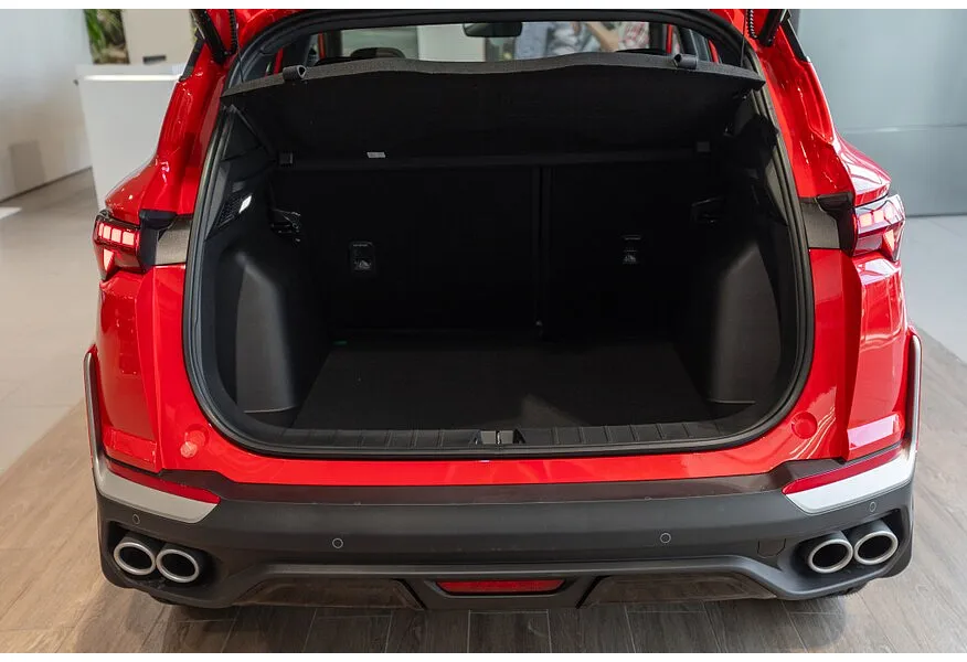 Belgee X50+ 1.5T DCT FWD (147 л.с.) Стиль Красный в АВИЛОН. Слайд №16