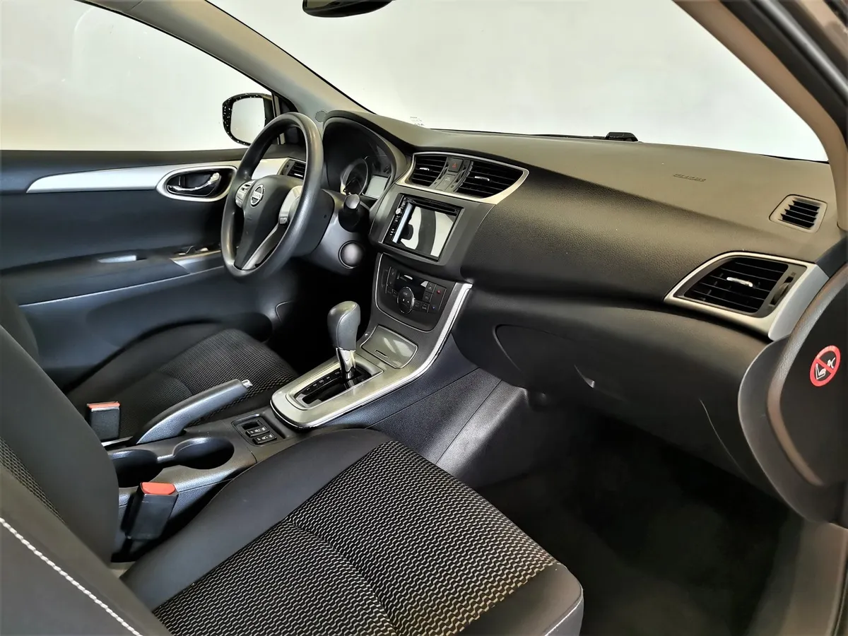 Nissan Sentra 1.6 CVT (117 л.с.) Коричневый в АВИЛОН. Слайд №12