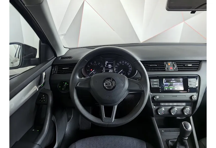 Skoda Octavia 1.6 MPI MT (110 л.с.) Коричневый в АВИЛОН. Слайд №20