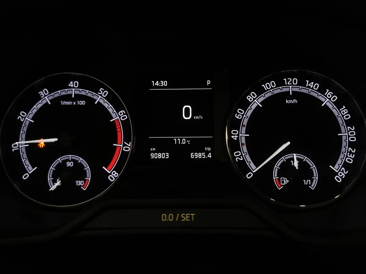 Skoda Octavia 1.6 MPI AT (110 л.с.) Белый в АВИЛОН. Слайд №17