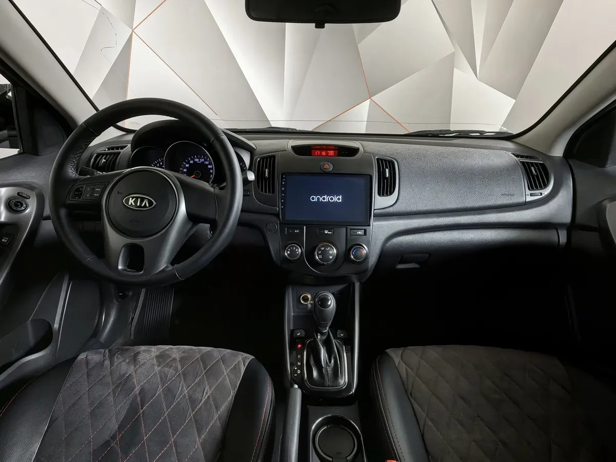 Kia Cerato 1.6 AT (126 л.с.) Красный в АВИЛОН. Слайд №14