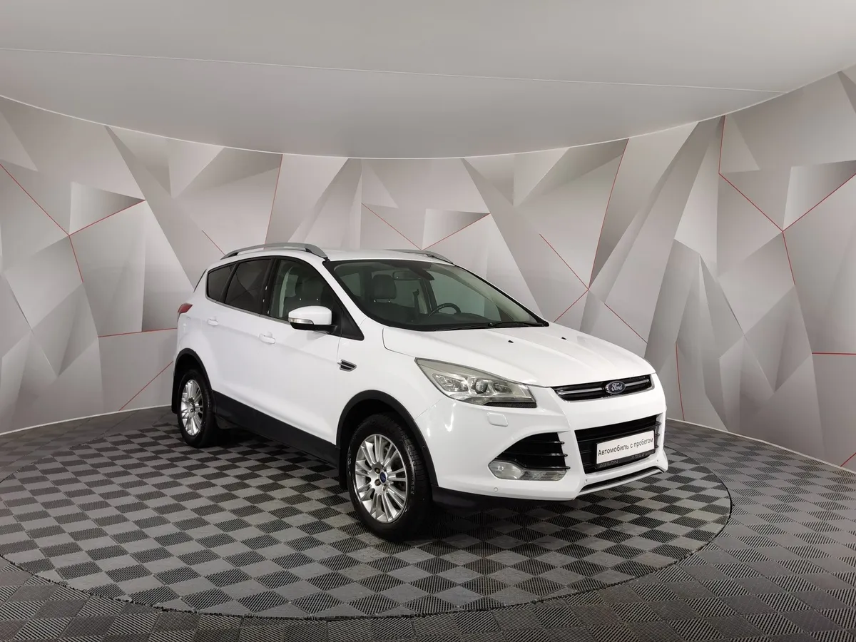 Ford Kuga 1.6 EcoBoost AT AWD (150 л.с.) Titanium Белый в АВИЛОН. Слайд №3