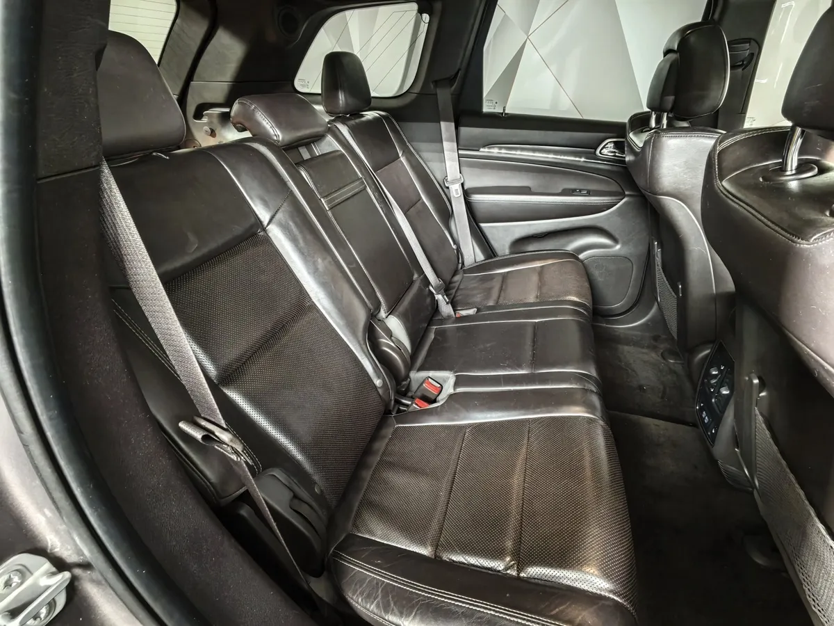 Jeep Grand Cherokee 3.6 AT AWD (286 л.с.) Overland Коричневый в АВИЛОН. Слайд №15