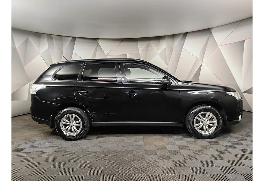 LIVE. Слайд №4