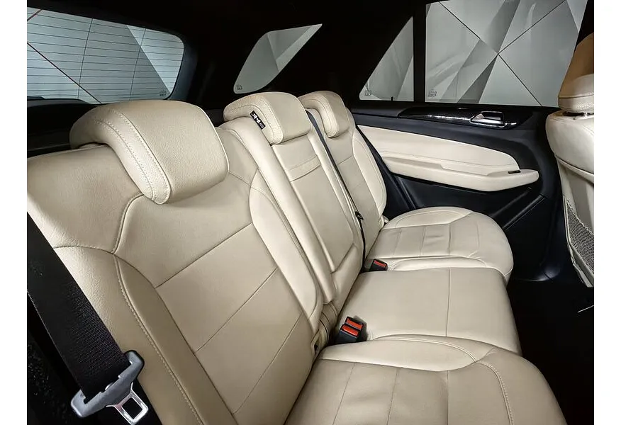 Mercedes-Benz GLE 350 d 4MATIC 9G-TRONIC (249 л.с.) Особая серия Черный в АВИЛОН. Слайд №16