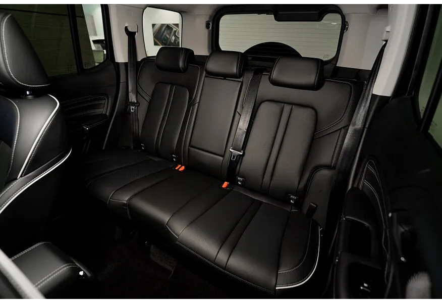 TANK 300 2.0T AT 4WD (220 л.с.) City Premium Черный в АВИЛОН. Слайд №14