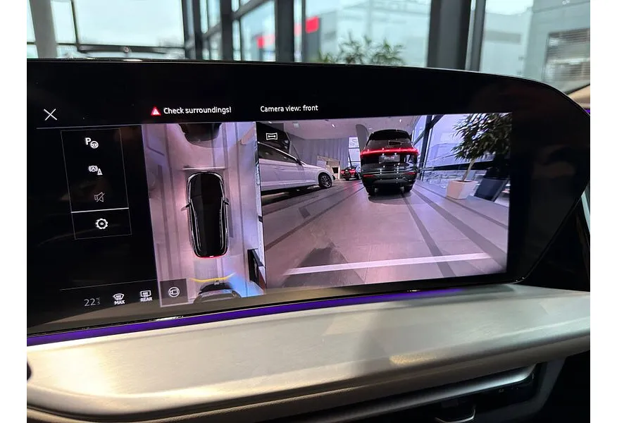 Audi Q5 Sportback 2.0 TDI S tronic quattro (204 л.с.) Черный в АВИЛОН. Слайд №13