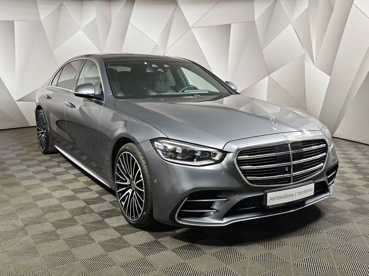 Mercedes-Benz S-Класс S 400 d 9G-Tronic 4Matic (330 л.с.) Premium Серый в АВИЛОН. Слайд №3