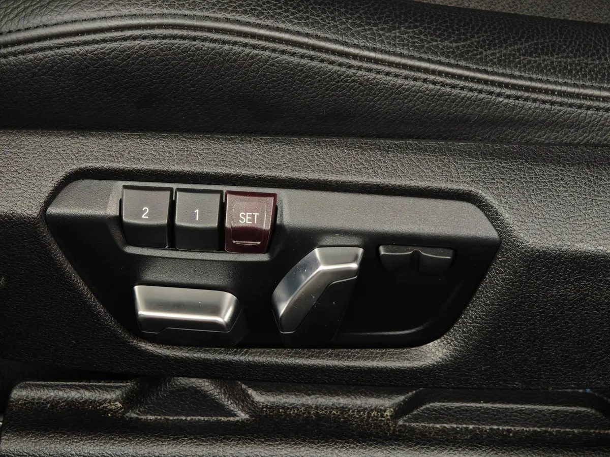 BMW 3 серия 320i xDrive AT (184 л.с.) Белый в АВИЛОН. Слайд №16