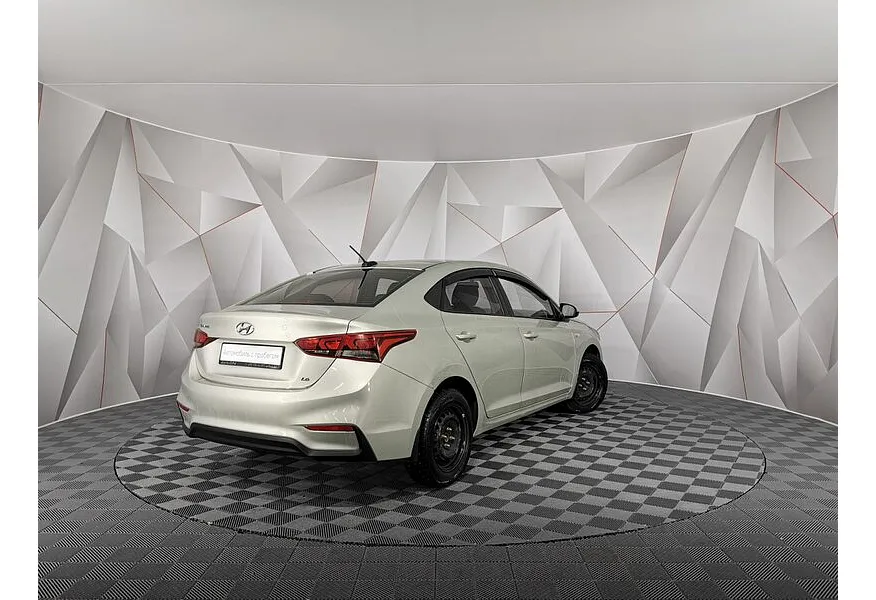 Hyundai Solaris 1.6 AT (123 л.с.) Active Plus Бежевый в АВИЛОН. Слайд №2