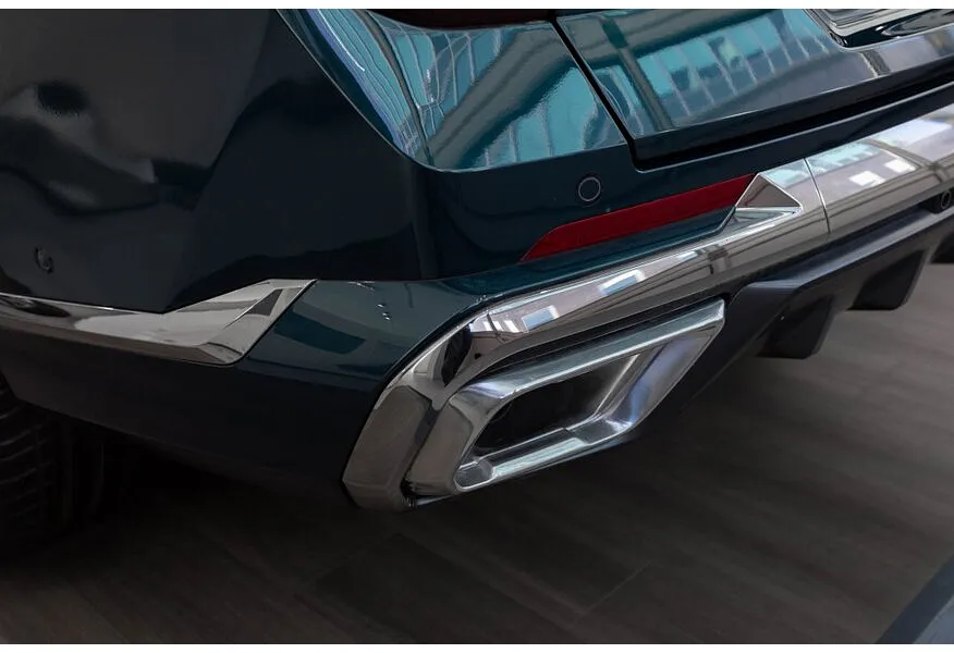 LIVE. Слайд №18