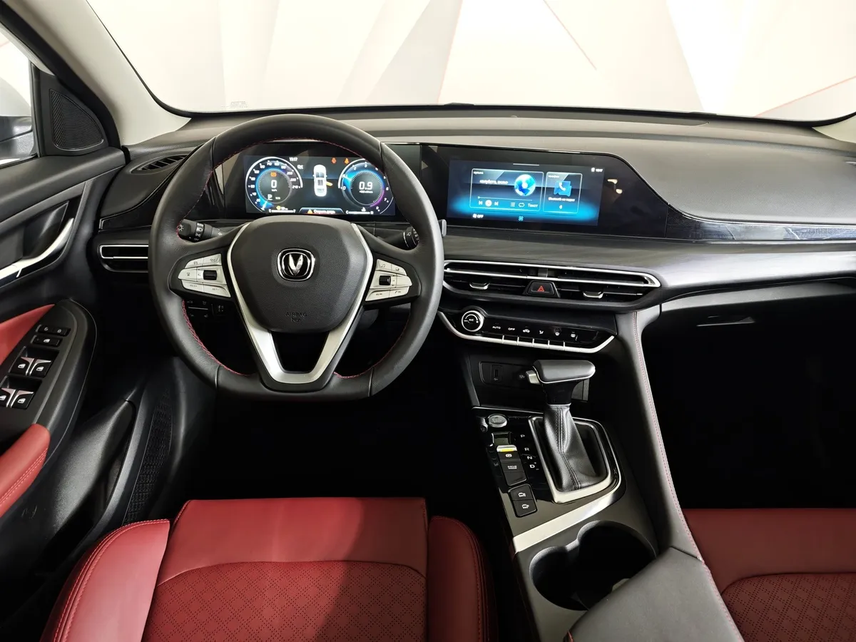 Changan Eado Plus 1.4 TGDI 7DSG 2WD (150 л.с.) Tech Белый в АВИЛОН. Слайд №20
