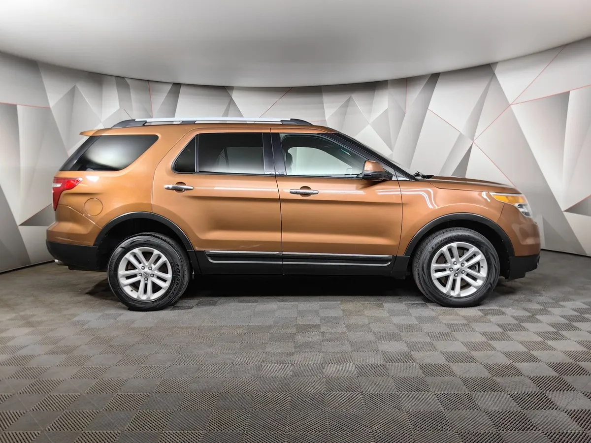 Ford Explorer 3.5 SelectShift 4WD (249 л.с.) Limited Plus Коричневый в АВИЛОН. Слайд №6