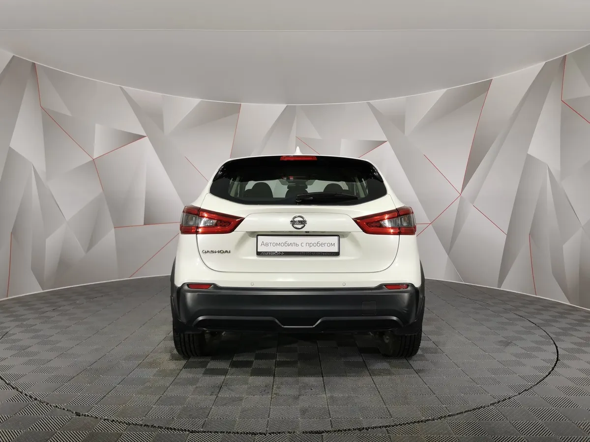 Nissan Qashqai 2.0 CVT (144 л.с.) Белый в АВИЛОН. Слайд №8