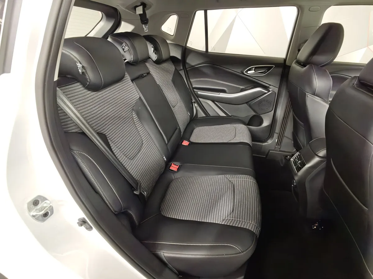 Москвич 3 1.5 CVT (150 л.с.) Standart Белый в АВИЛОН. Слайд №16