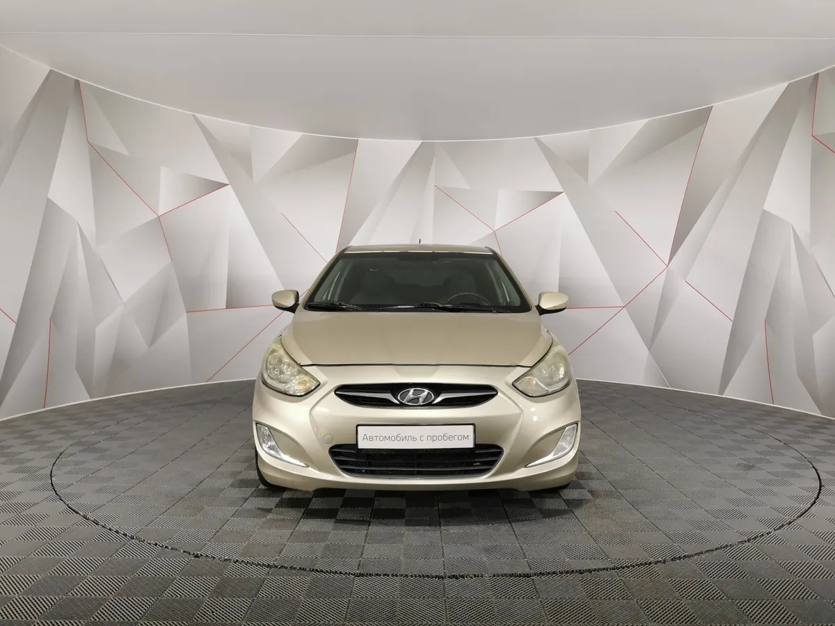 Hyundai Solaris 1.6 AT (123 л.с.) Dynamic Бежевый в АВИЛОН. Слайд №7
