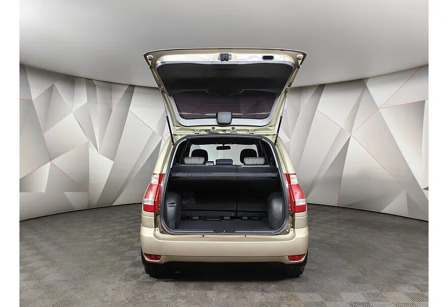 Hyundai Matrix 1.6 MT (103 л.с.) Бежевый в АВИЛОН. Слайд №10