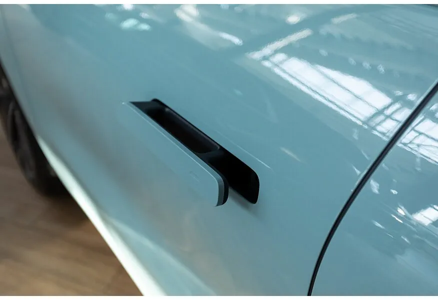 Li Auto L6 1.5 AT 4WD (150 л.с.) Pro Голубой в АВИЛОН. Слайд №19