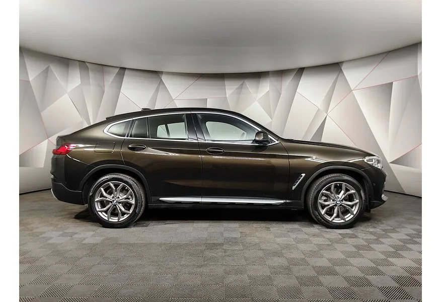 BMW X4 xDrive20d Steptronic (190 л.с.) xLine Коричневый в АВИЛОН. Слайд №6