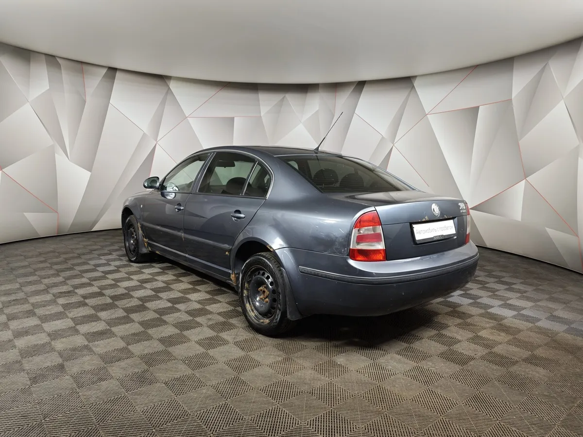 Skoda Superb 1.8T Tiptronic (150 л.с.) Серый в АВИЛОН. Слайд №4