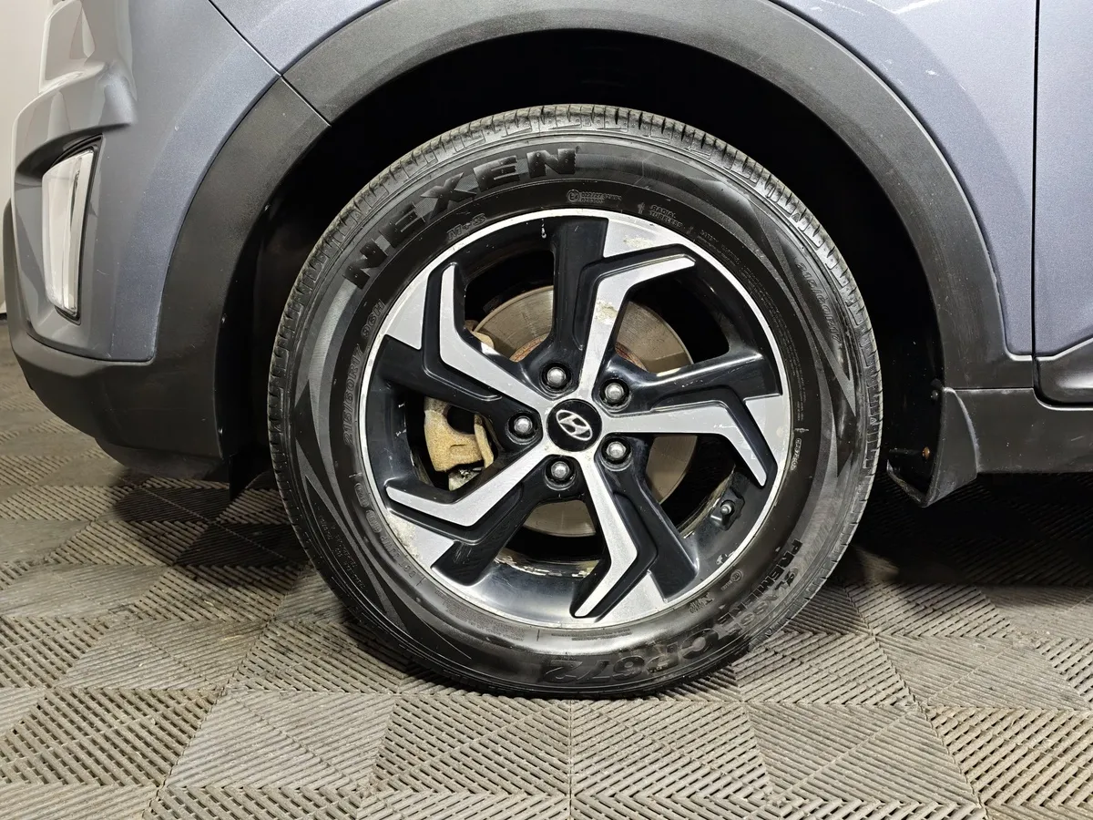 Hyundai Creta 2.0 AT (149 л.с.) Brown pack Серый в АВИЛОН. Слайд №9
