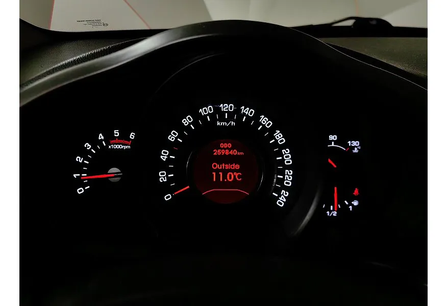 Kia Sportage 2.0 AT 4WD (142 л.с.) Оранжевый в АВИЛОН. Слайд №16