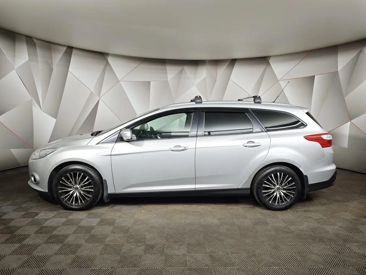 Ford Focus 1.6 MT (125 л.с.) Trend Серебристый в АВИЛОН. Слайд №5