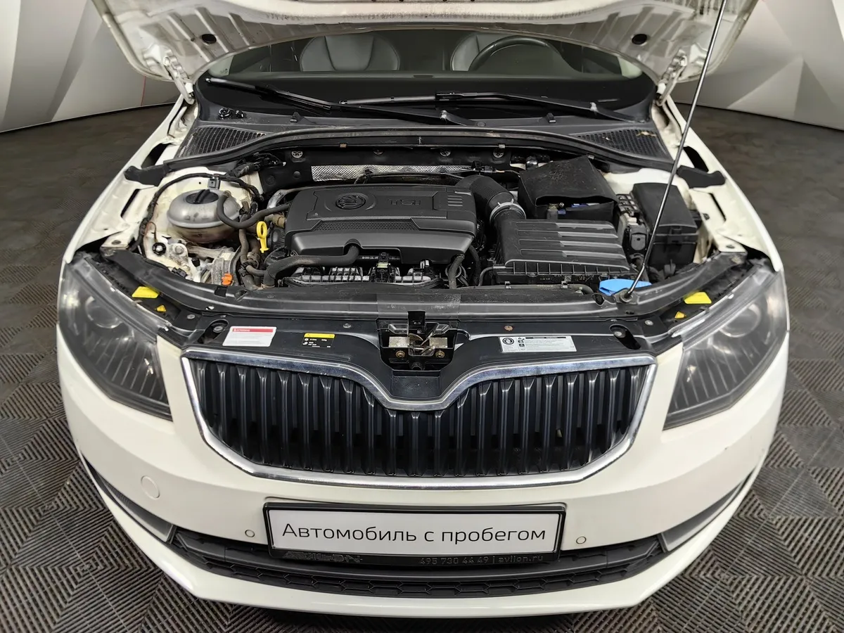Skoda Octavia 1.8 TSI DSG (180 л.с.) Белый в АВИЛОН. Слайд №10