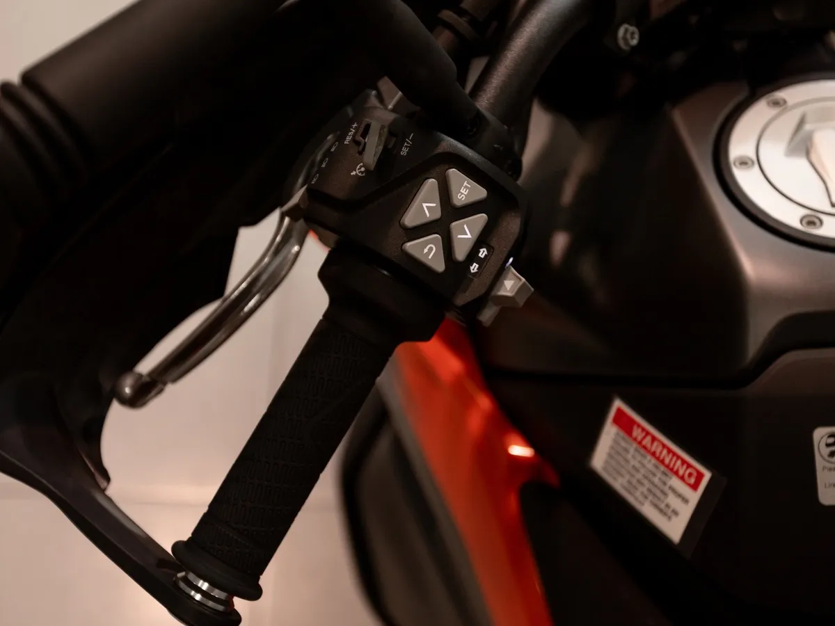 KTM 790 Adventure 799 см³ (95 л.с.) (95) 799 Оранжевый в АВИЛОН. Слайд №13