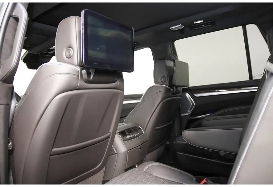 LIVE. Слайд №7