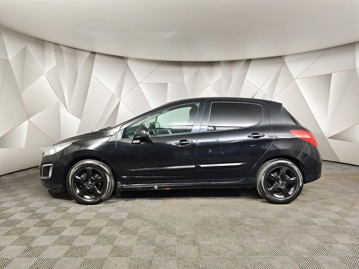 Peugeot 308 1.6 VTi AT (120 л.с.) Черный в АВИЛОН. Слайд №5