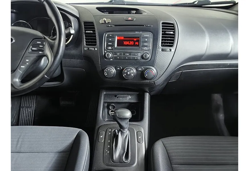 Kia Cerato 1.6 AT (130 л.с.) Красный в АВИЛОН. Слайд №15