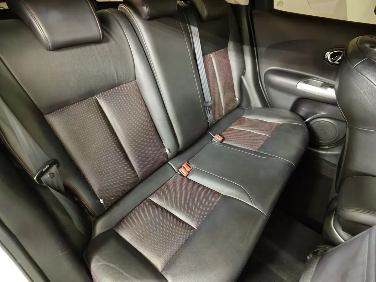 Nissan Juke 1.6 turbo CVT AWD (190 л.с.) Белый в АВИЛОН. Слайд №16