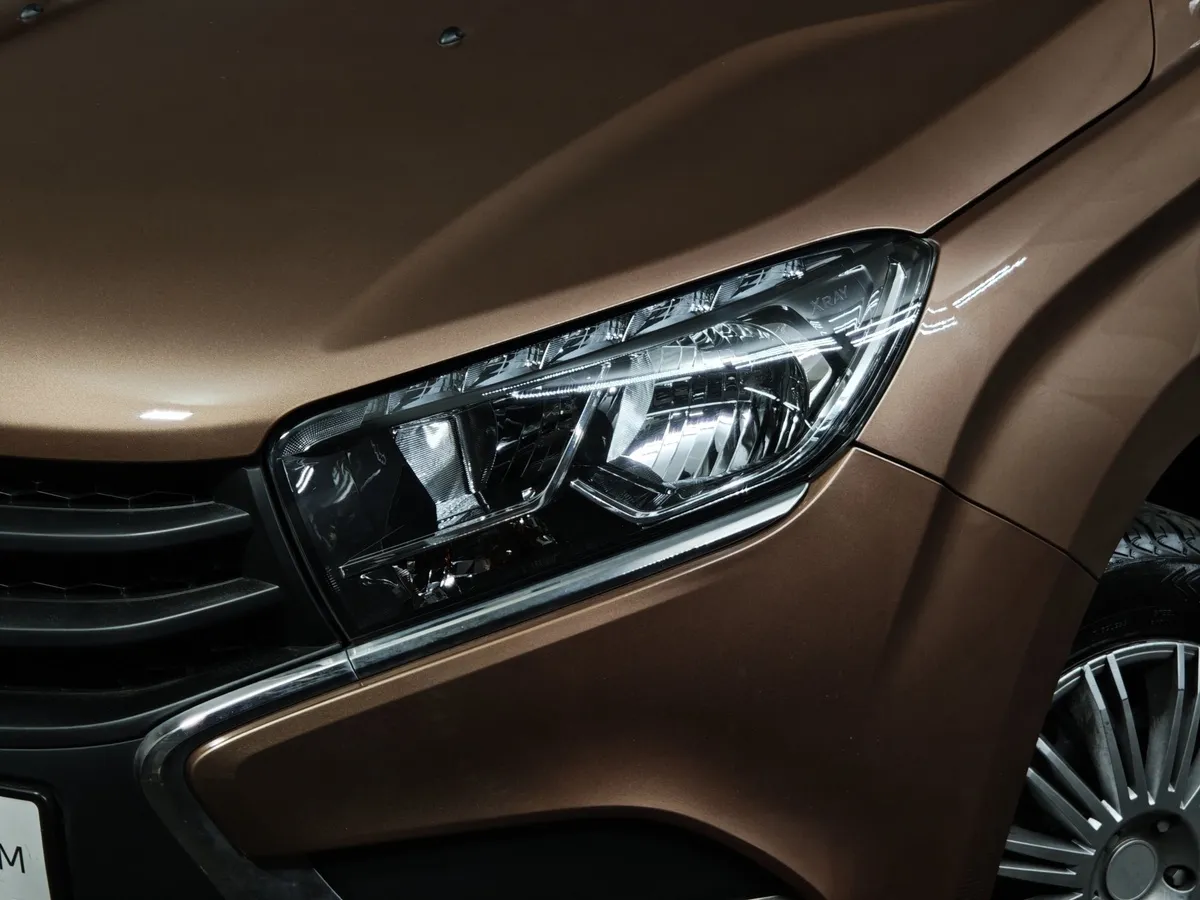 ВАЗ (Lada) XRAY 1.6 MT (106 л.с.) Коричневый в АВИЛОН. Слайд №10