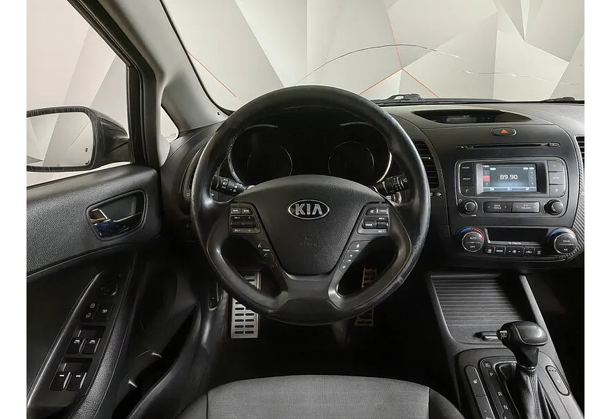 Kia Cerato 1.6 AT (130 л.с.) Черный в АВИЛОН. Слайд №19