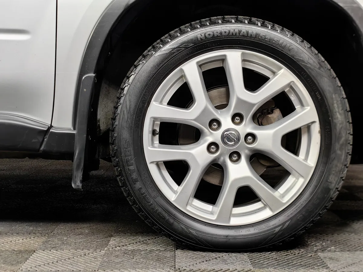 Nissan X-Trail 2.0 CVT AWD (141 л.с.) Серебристый в АВИЛОН. Слайд №9