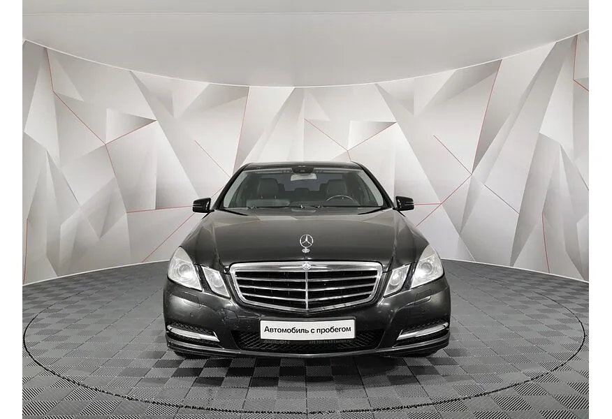 LIVE. Слайд №5