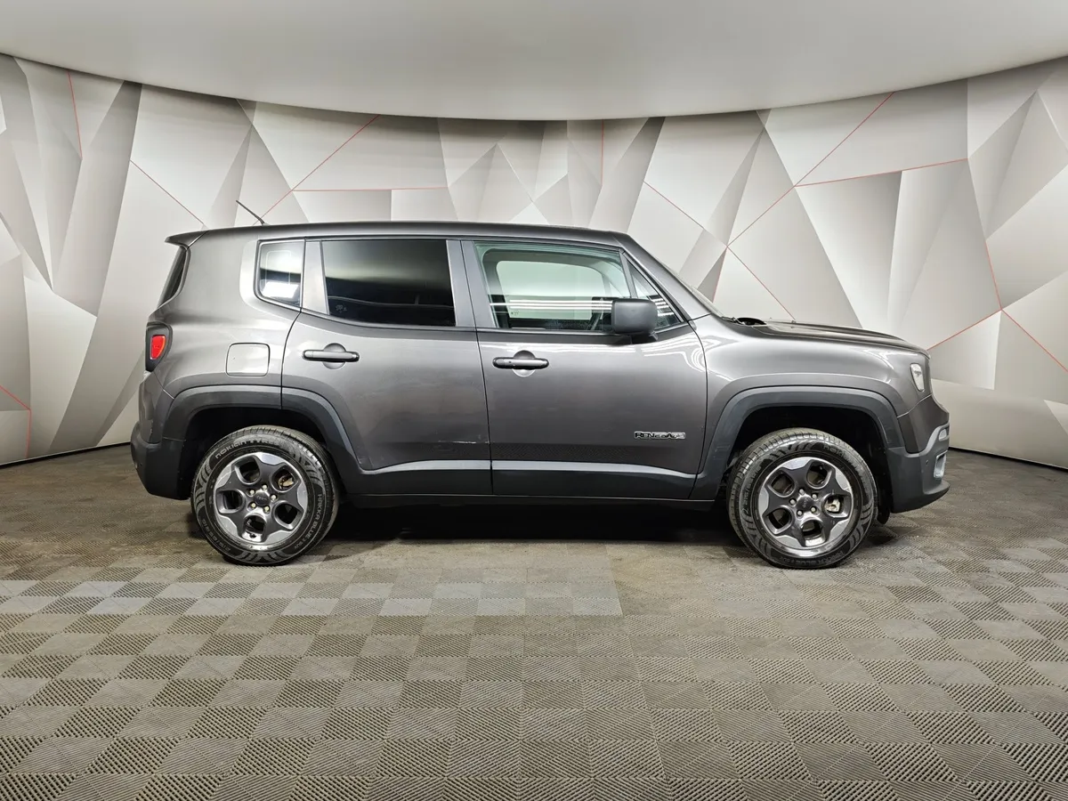 Jeep Renegade 2.4 AT 4x4 (184 л.с.) Trailhawk Серый в АВИЛОН. Слайд №6