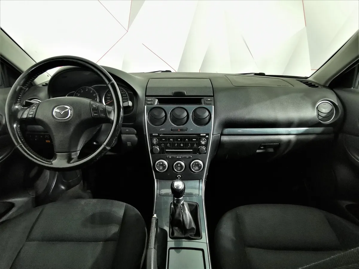 Mazda 6 2.0 AT (147 л.с.) Серебристый в АВИЛОН. Слайд №11
