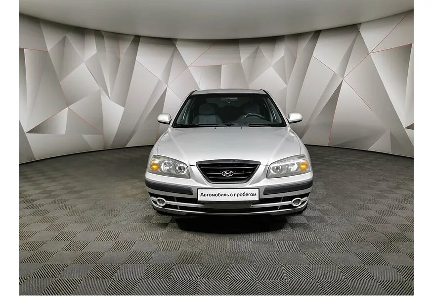 Hyundai Elantra 1.6 MT (105 л.с.) Серебристый в АВИЛОН. Слайд №7