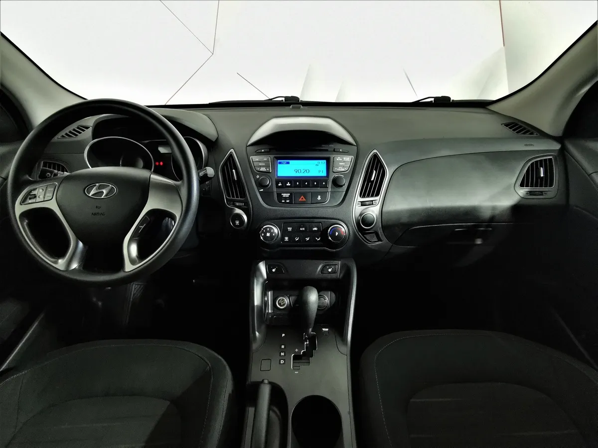 Hyundai ix35 2.0 AT (150 л.с.) Коричневый в АВИЛОН. Слайд №11