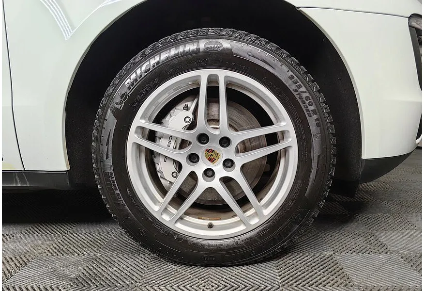 Porsche Macan S Diesel 3.0 PDK AWD (245 л.с.) Белый в АВИЛОН. Слайд №9