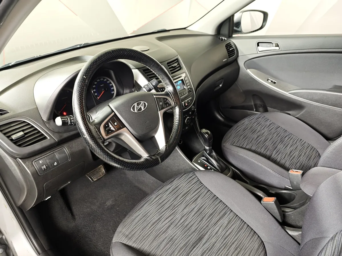 Hyundai Solaris 1.6 AT (123 л.с.) Comfort Серебристый в АВИЛОН. Слайд №19