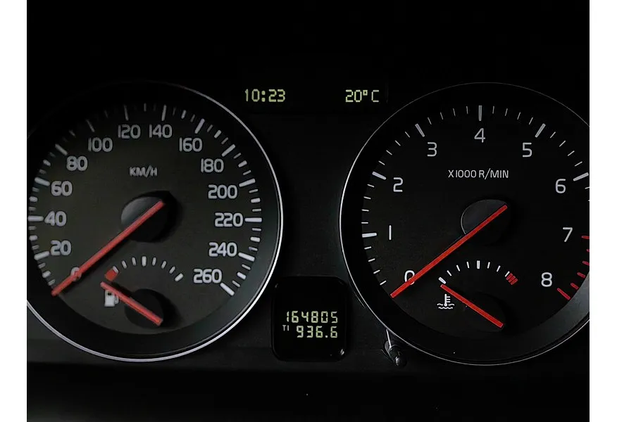 Volvo S40 2.0 Powershift (145 л.с.) Черный в АВИЛОН. Слайд №17