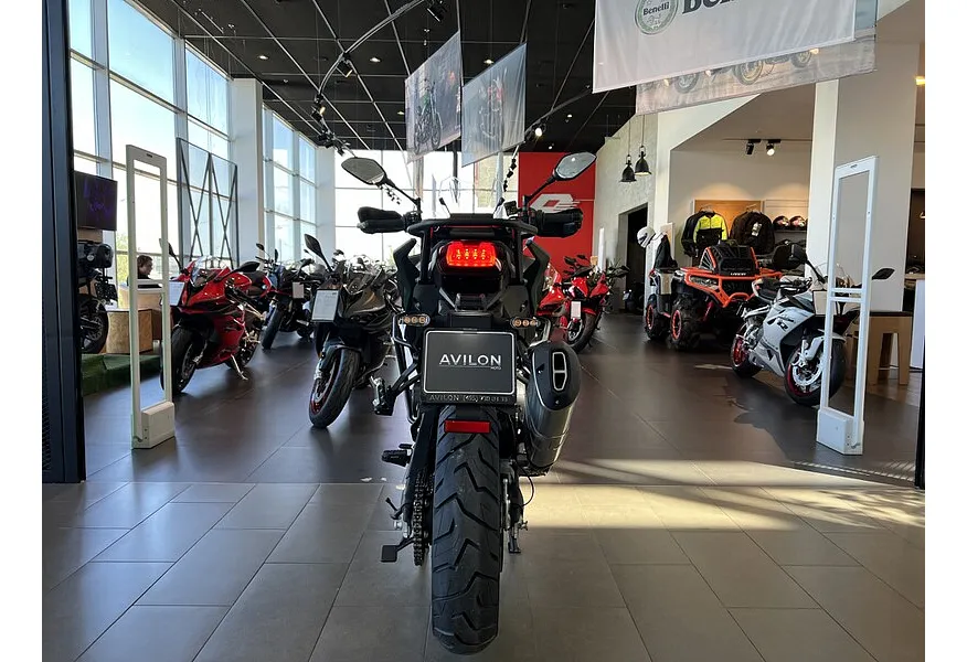 QJMOTOR SRT 900SX 900 см³ (95 л.с.) (95) 904 в АВИЛОН. Слайд №5 QJMOTOR SRT 900SX 900 см³ (95 л.с.) (95) 904 в АВИЛОН. Слайд №5