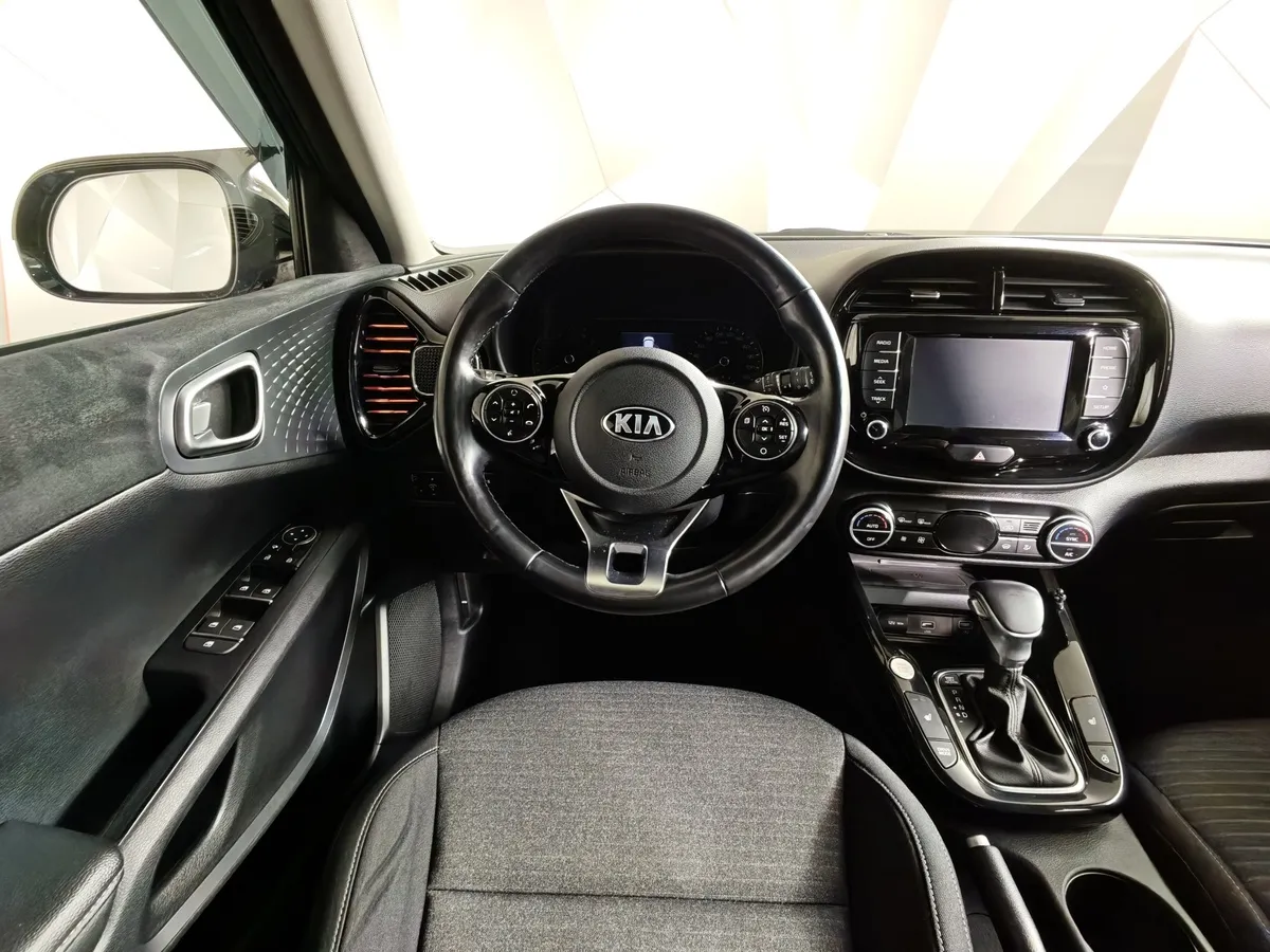 Kia Soul 2.0 MPI AT (150 л.с.) Premium Черный в АВИЛОН. Слайд №20